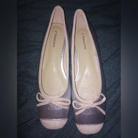 C. Paravano Silver/Cream Flats with Bowknot Size (38) 7.5 NWOT - Picture 6 of 9